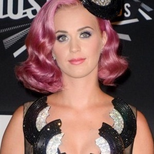 Katy Perry se come a Adele y Beyoncé Katy Perry se come a Adele y Beyoncé