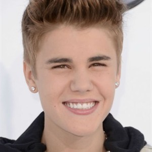 Justin Bieber aterriza en España con nuevo disco Justin Bieber aterriza en España con nuevo disco