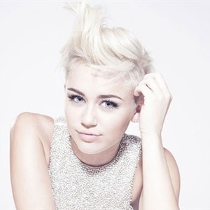 Miley Cyrus: Nuevo disco y boda a la vista Miley Cyrus: Nuevo disco y boda a la vista