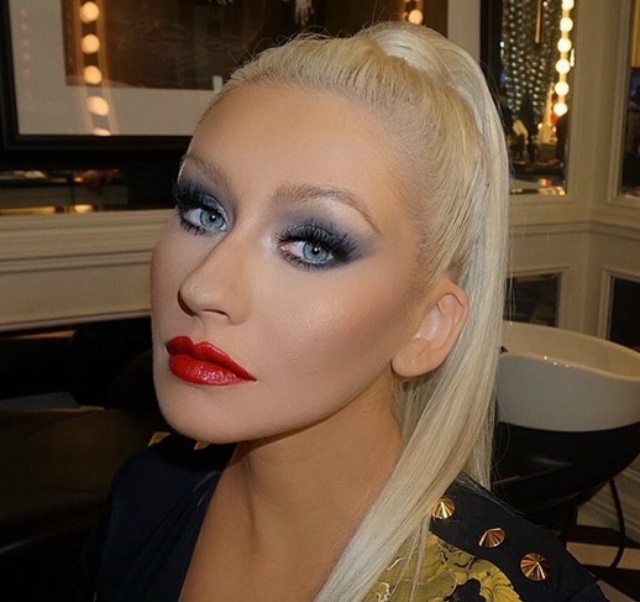 Christina Aguilera, de buen rollo…¡bollo! Christina Aguilera, de buen rollo…¡bollo!
