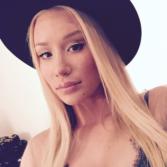 Iggy Azalea defiende la cirugía plástica Iggy Azalea defiende la cirugía plástica