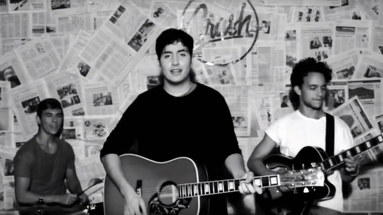 Seis minutos de 'covers' para felicitar a LOS40 Seis minutos de 'covers' para felicitar a LOS40