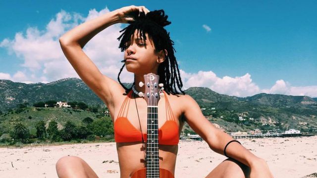 Willow Smith se pasa al pelo largo Willow Smith se pasa al pelo largo