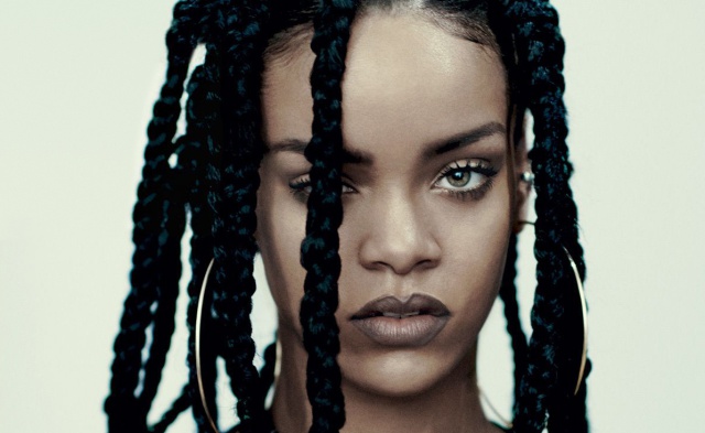 Drake lanza un mensaje a Rihanna tras su ruptura Drake lanza un mensaje a Rihanna tras su ruptura