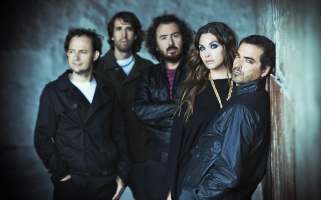 Xavi Martínez entrevista a La Oreja de Van Gogh en LO+40 Xavi Martínez entrevista a La Oreja de Van Gogh en LO+40