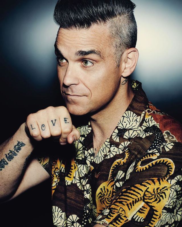 Robbie Williams se acostó con todas las Spice Girls menos con una Robbie Williams se acostó con todas las Spice Girls menos con una