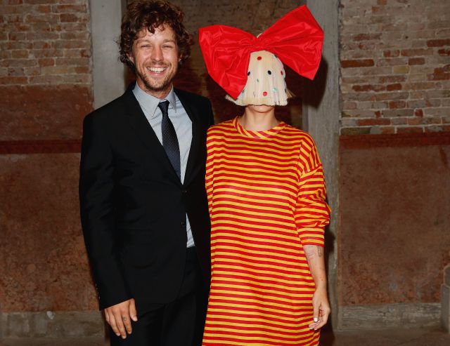 Sia y Erik Anders Lang Sia y Erik Anders Lang