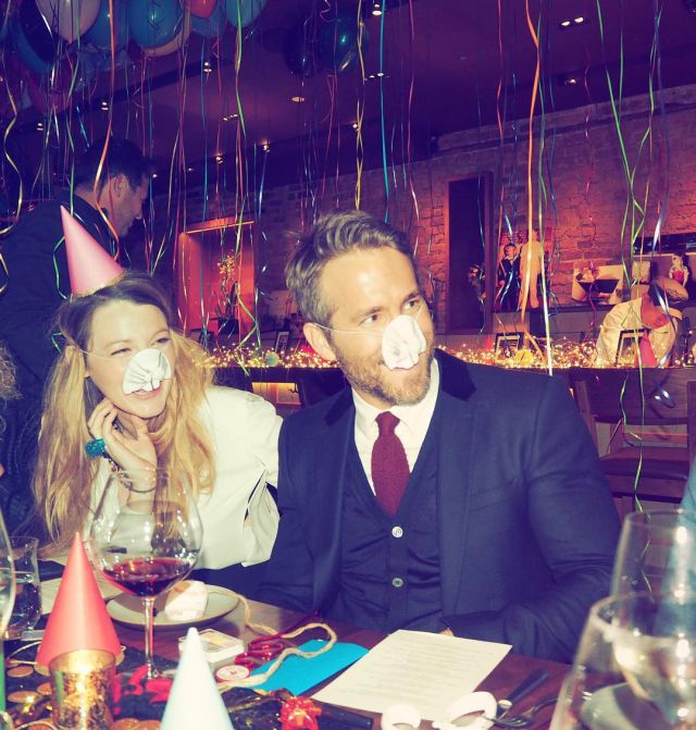 El gif de Ryan Reynolds sobre Blake Lively, el más compartido de 2016 El gif de Ryan Reynolds sobre Blake Lively, el más compartido de 2016