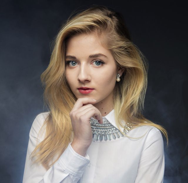 Jackie Evancho, la chica que cantará el himno de EE.UU. en la investidura de Trump Jackie Evancho, la chica que cantará el himno de EE.UU. en la investidura de Trump
