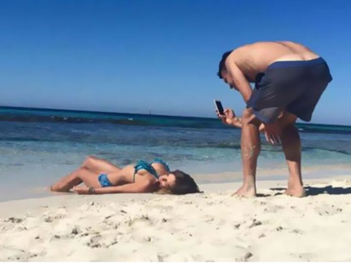 La otra cara de Instagram: las ridículas posturas del fotógrafo La otra cara de Instagram: las ridículas posturas del fotógrafo