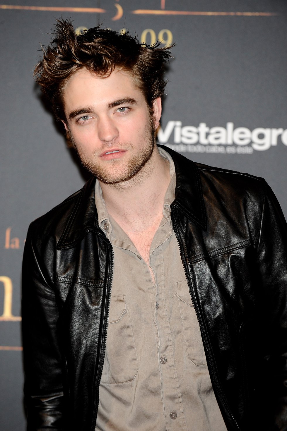 Robert Pattinson, ¿qué le ha pasado a tu pelo? Robert Pattinson, ¿qué le ha pasado a tu pelo?