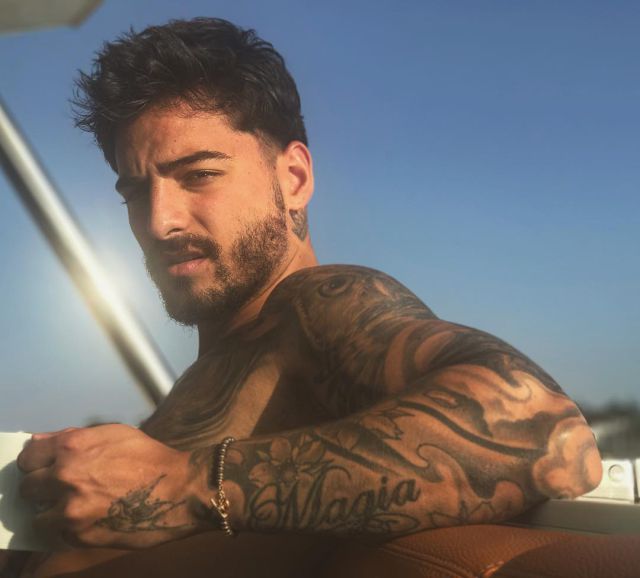 Maluma muestra su lado más solidario frente a los que critican sus exigencias en Viña del Mar Maluma muestra su lado más solidario frente a los que critican sus exigencias en Viña del Mar