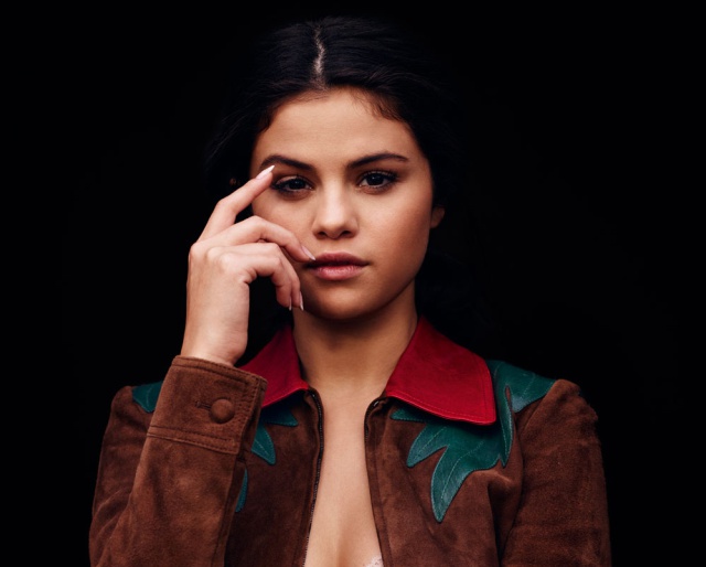Selena Gomez vende su Selena Gomez vende su