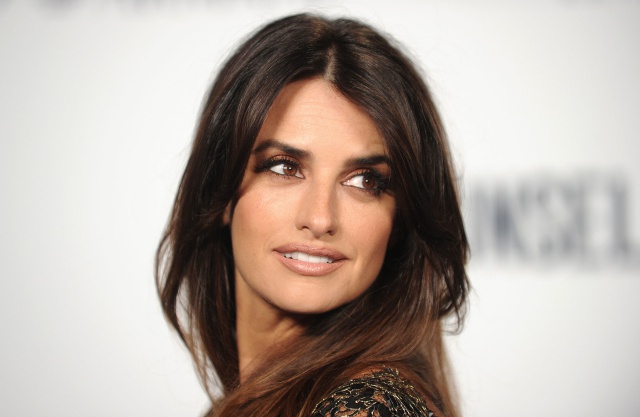 El cambio físico de Penélope Cruz: comparamos su primera portada y la última El cambio físico de Penélope Cruz: comparamos su primera portada y la última