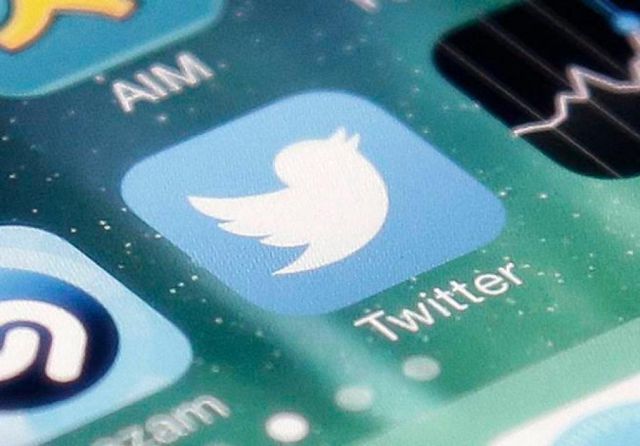 Twitter Twitter