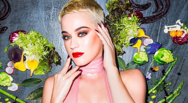 Katy Perry se va de vacas con… ¡Shakira! Katy Perry se va de vacas con… ¡Shakira!