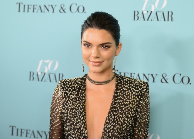 Kendall Jenner posa para un famoso ex chico disney Kendall Jenner posa para un famoso ex chico disney