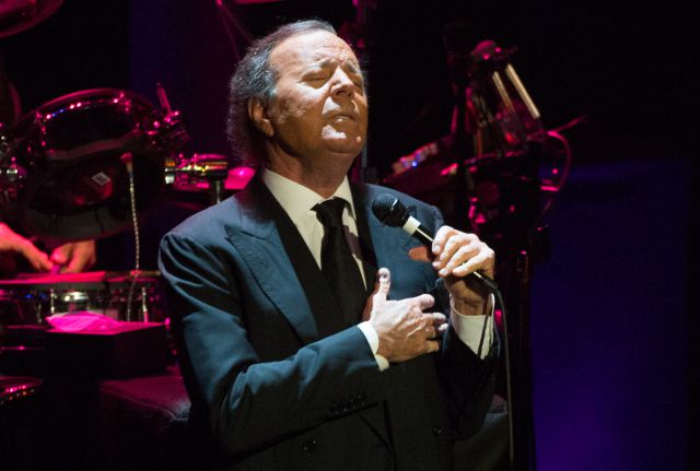 Julio Iglesias Julio Iglesias
