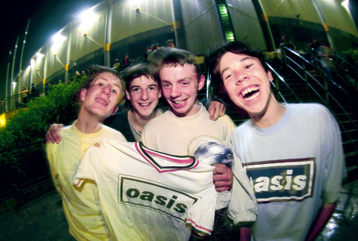 Seis letras que todo fan de Oasis debería tatuarse Seis letras que todo fan de Oasis debería tatuarse