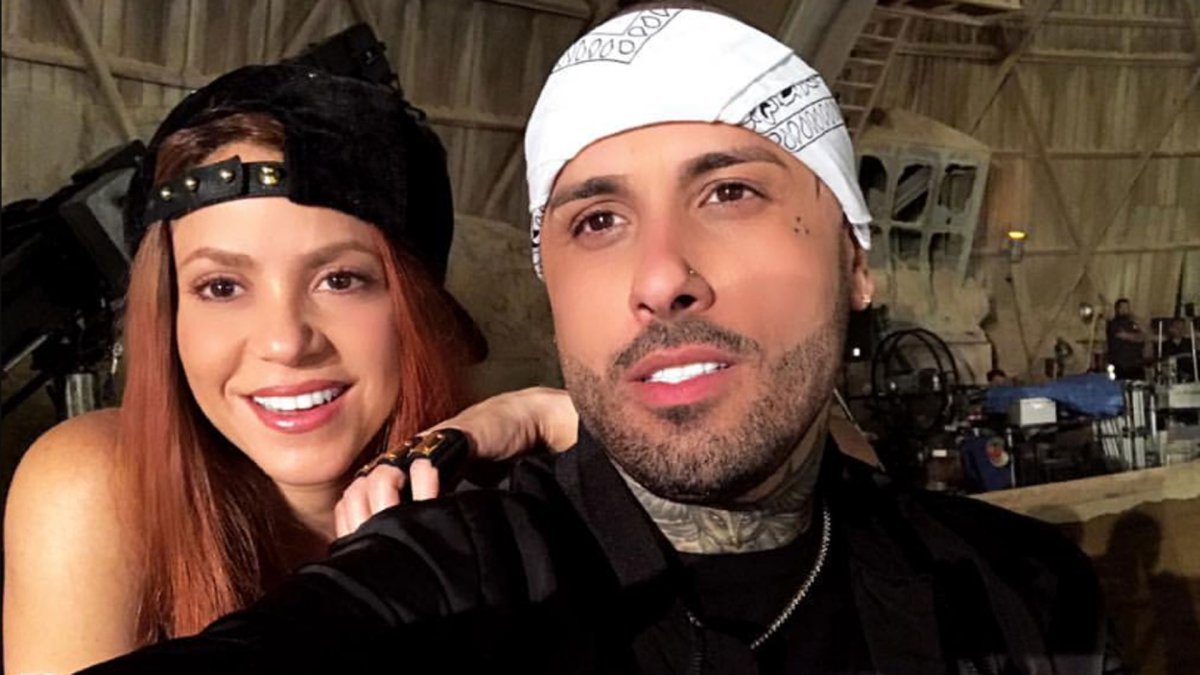 Shakira da un cambio radical a su look (y no es la primera vez) Shakira da un cambio radical a su look (y no es la primera vez)