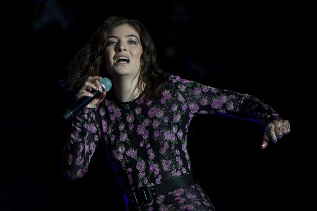 El nuevo videoclip de Lorde es una oda a los jóvenes diseñadores El nuevo videoclip de Lorde es una oda a los jóvenes diseñadores