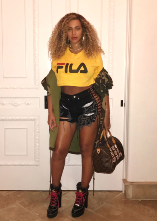 Alucina con el modelito postparto de Beyoncé Alucina con el modelito postparto de Beyoncé