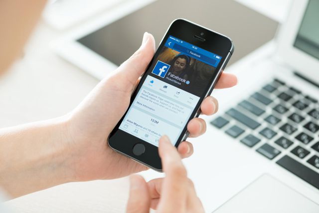 Facebook Facebook