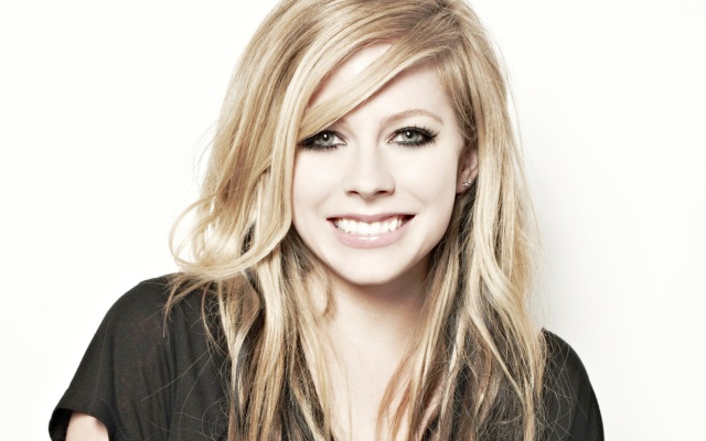 Avril Lavigne anuncia nuevo álbum tras su enfermedad Avril Lavigne anuncia nuevo álbum tras su enfermedad