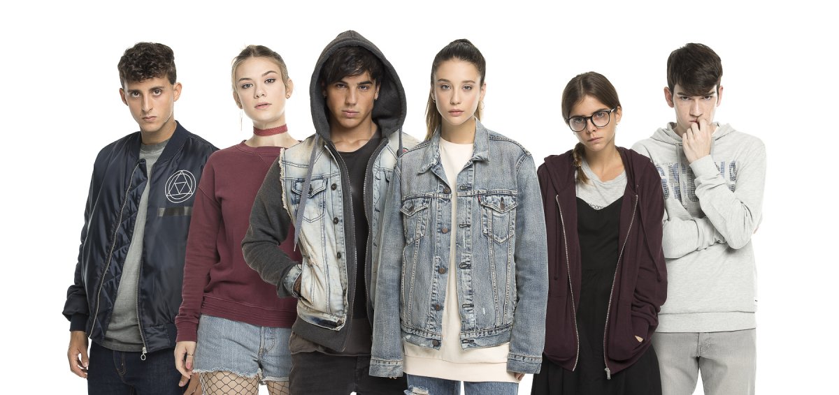 ¿Te hubiese gustado elegir el final de Física o química? En la nueva serie teen de TVE sí podrás ¿Te hubiese gustado elegir el final de Física o química? En la nueva serie teen de TVE sí podrás