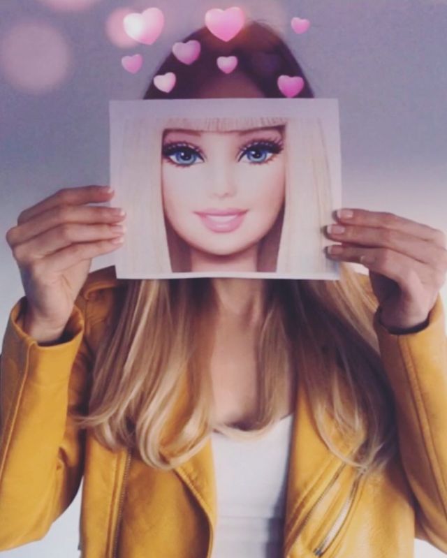 Jon Kortajarena le hace un regalazo a La vecina rubia, su amor virtual Jon Kortajarena le hace un regalazo a La vecina rubia, su amor virtual