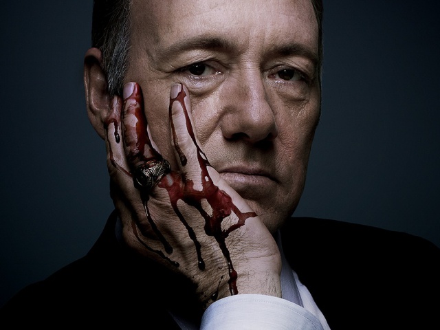 De la fulminante cancelación de House of Cards, a la expulsión disciplinaria de la pareja en GH Revolution De la fulminante cancelación de House of Cards, a la expulsión disciplinaria de la pareja en GH Revolution