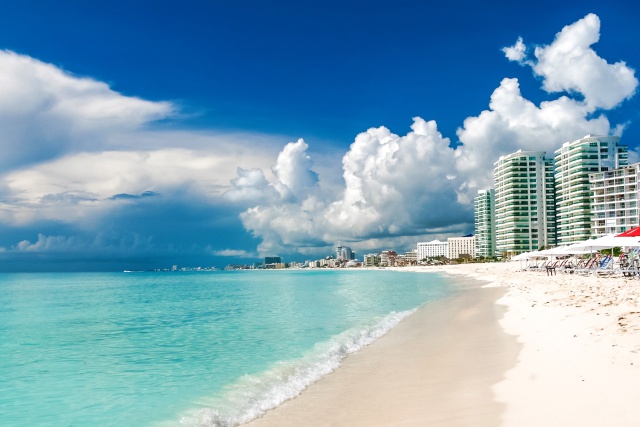 Las vacaciones de Curro en Cancún pueden ser tu ‘trabajo’ durante 6 meses Las vacaciones de Curro en Cancún pueden ser tu ‘trabajo’ durante 6 meses