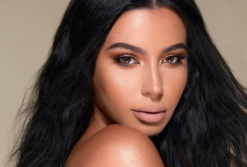 La gemela de Kim no se apellida ni Kardashian ni Jenner La gemela de Kim no se apellida ni Kardashian ni Jenner