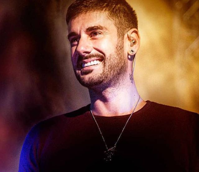 Melendi ya tiene colaboración para empezar el año (y sí, tiene ritmos latinos) Melendi ya tiene colaboración para empezar el año (y sí, tiene ritmos latinos)