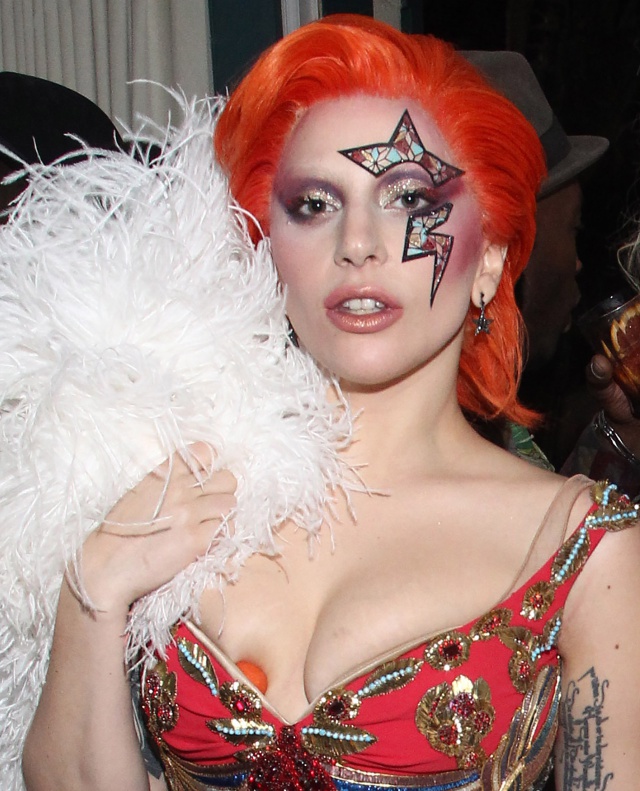 Esta extraña exigencia de Lady Gaga te hará mirarla de otra forma (y además literal) Esta extraña exigencia de Lady Gaga te hará mirarla de otra forma (y además literal)