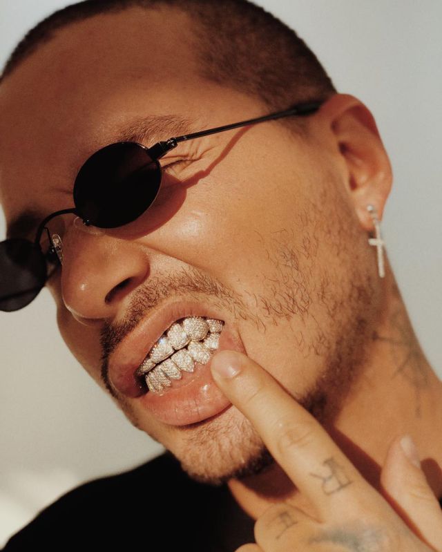 ¿Qué hace la modelo española Blanca Padilla con J Balvin? ¿Qué hace la modelo española Blanca Padilla con J Balvin?