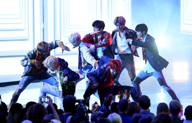 8 claves para conocer a BTS, la boy band que tomó el relevo de One Direction 8 claves para conocer a BTS, la boy band que tomó el relevo de One Direction