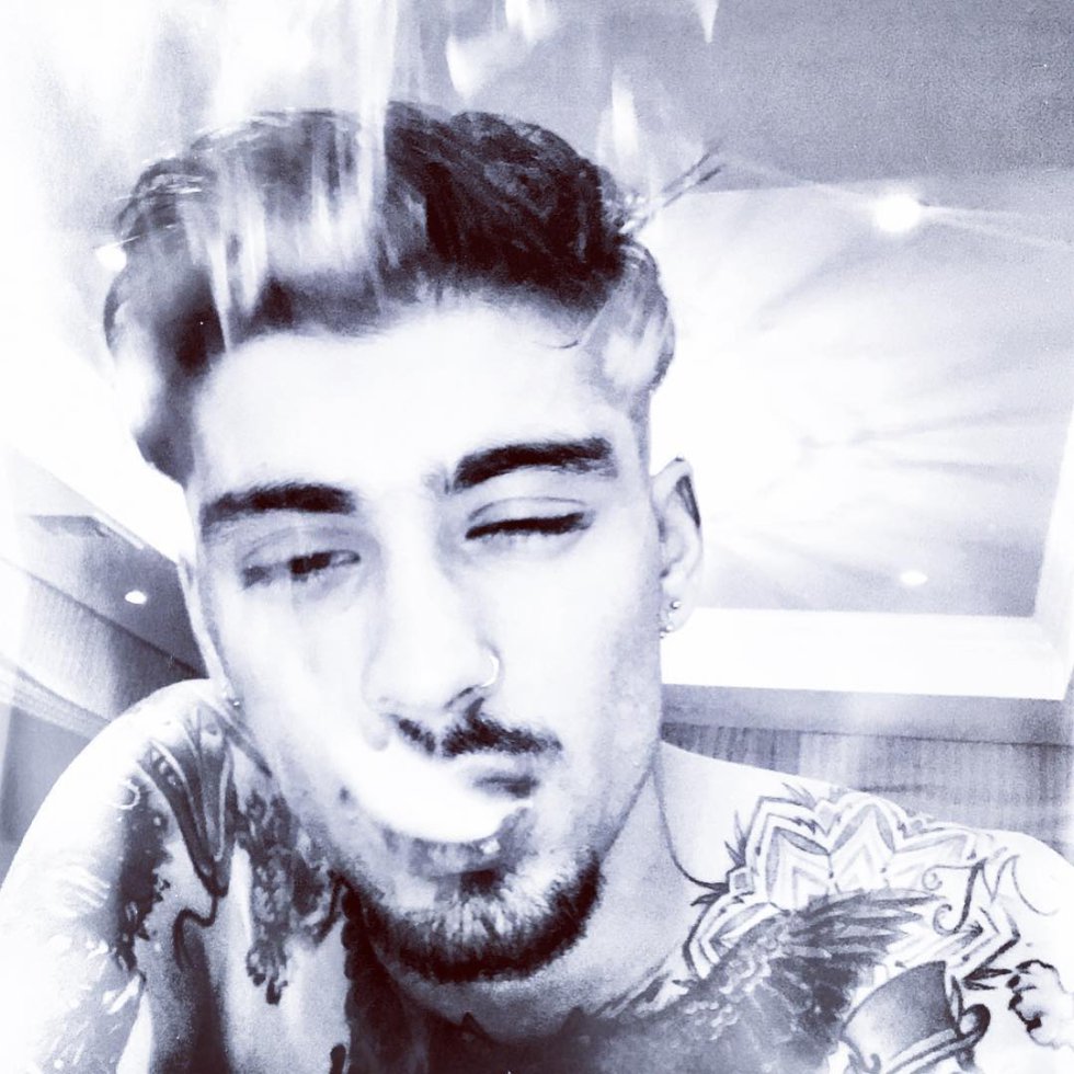 Estas fotos de Zayn Malik: ¿Postureo o reflejo de un estado de ánimo? Estas fotos de Zayn Malik: ¿Postureo o reflejo de un estado de ánimo?