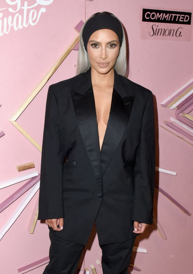Kim Kardashian prescinde de las extensiones Kim Kardashian prescinde de las extensiones