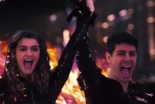 Amaia y Alfred se enfrentan a ‘Los juegos del hambre’ en un nuevo vídeo viral Amaia y Alfred se enfrentan a ‘Los juegos del hambre’ en un nuevo vídeo viral