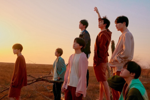 BTS vuelve y no de cualquier manera BTS vuelve y no de cualquier manera
