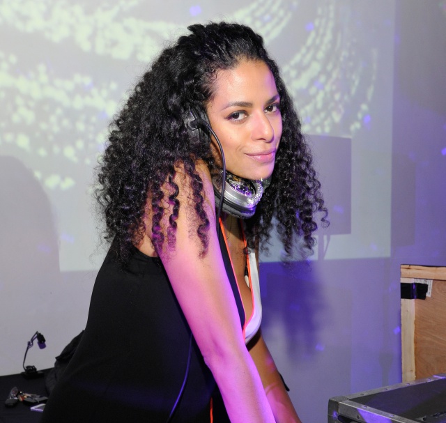 ¿Quién es DJ Rashida? ¿Quién es DJ Rashida?