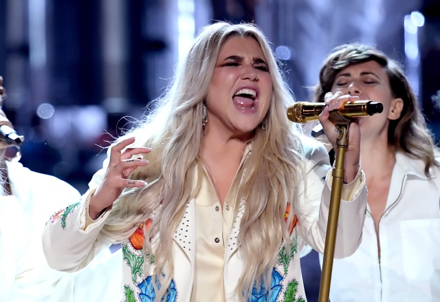 Kesha acusa a Dr. Luke de haber violado también a Katy Perry Kesha acusa a Dr. Luke de haber violado también a Katy Perry