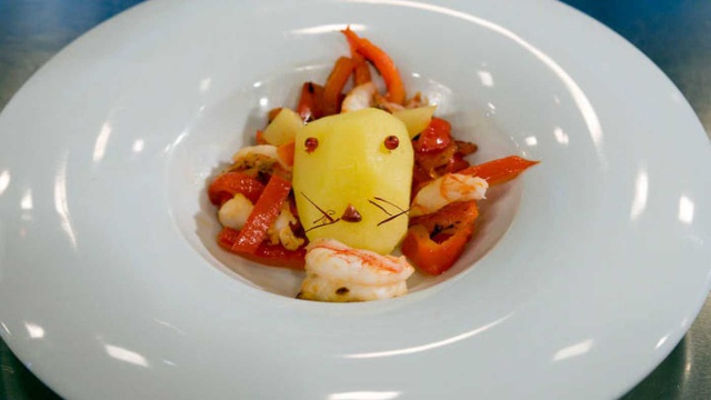 La contradicción de ‘Masterchef’: expulsan por “león come gamba” pero lo venden en su restaurante La contradicción de ‘Masterchef’: expulsan por “león come gamba” pero lo venden en su restaurante