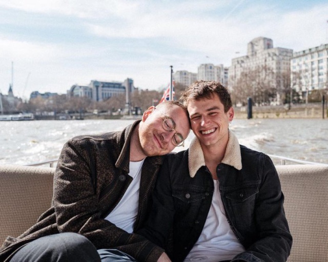 Sam Smith y Brandon Flynn ponen punto final a su relación Sam Smith y Brandon Flynn ponen punto final a su relación