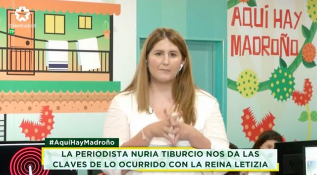 Una reportera de Telemadrid huye en directo por los nervios del primer día Una reportera de Telemadrid huye en directo por los nervios del primer día