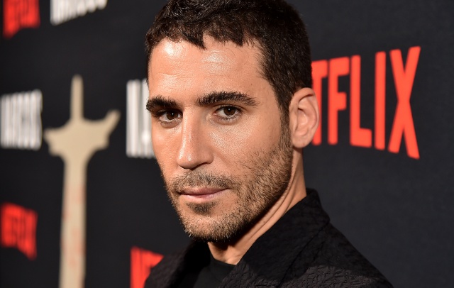 Miguel Ángel Silvestre sorprende con un arriesgado cambio de look Miguel Ángel Silvestre sorprende con un arriesgado cambio de look