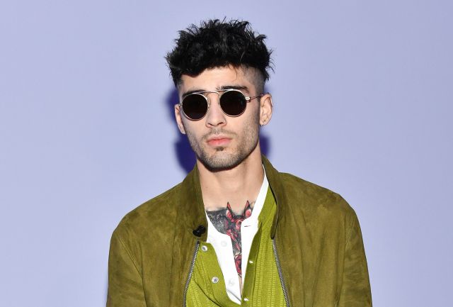 Zayn versiona a Elvis y Beyoncé y anuncia que su nuevo disco está en camino Zayn versiona a Elvis y Beyoncé y anuncia que su nuevo disco está en camino