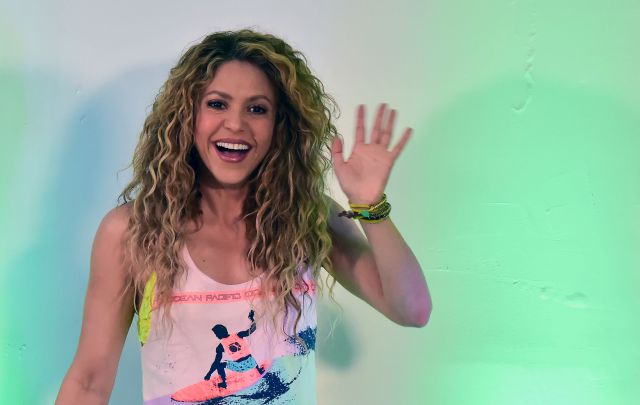 Shakira Shakira