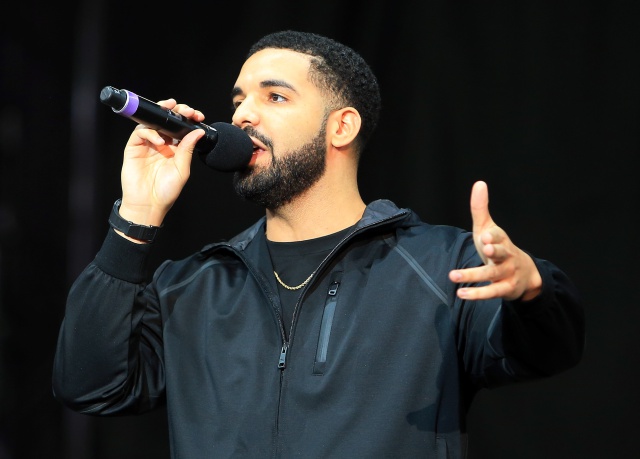 El bailecito del verano de Drake, un peligro público con llamada oficial a la prudencia El bailecito del verano de Drake, un peligro público con llamada oficial a la prudencia